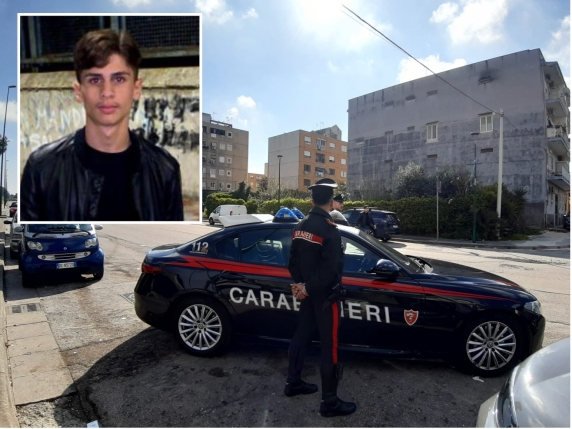 Ponticelli, raid davanti al bar: 20enne ucciso, killer in fuga Fabio Ascione