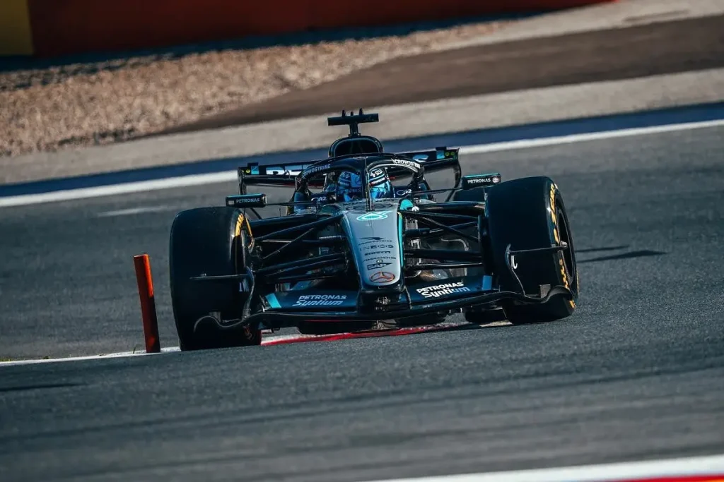 Russell sbanca in Austria: Mercedes torna a trionfare
